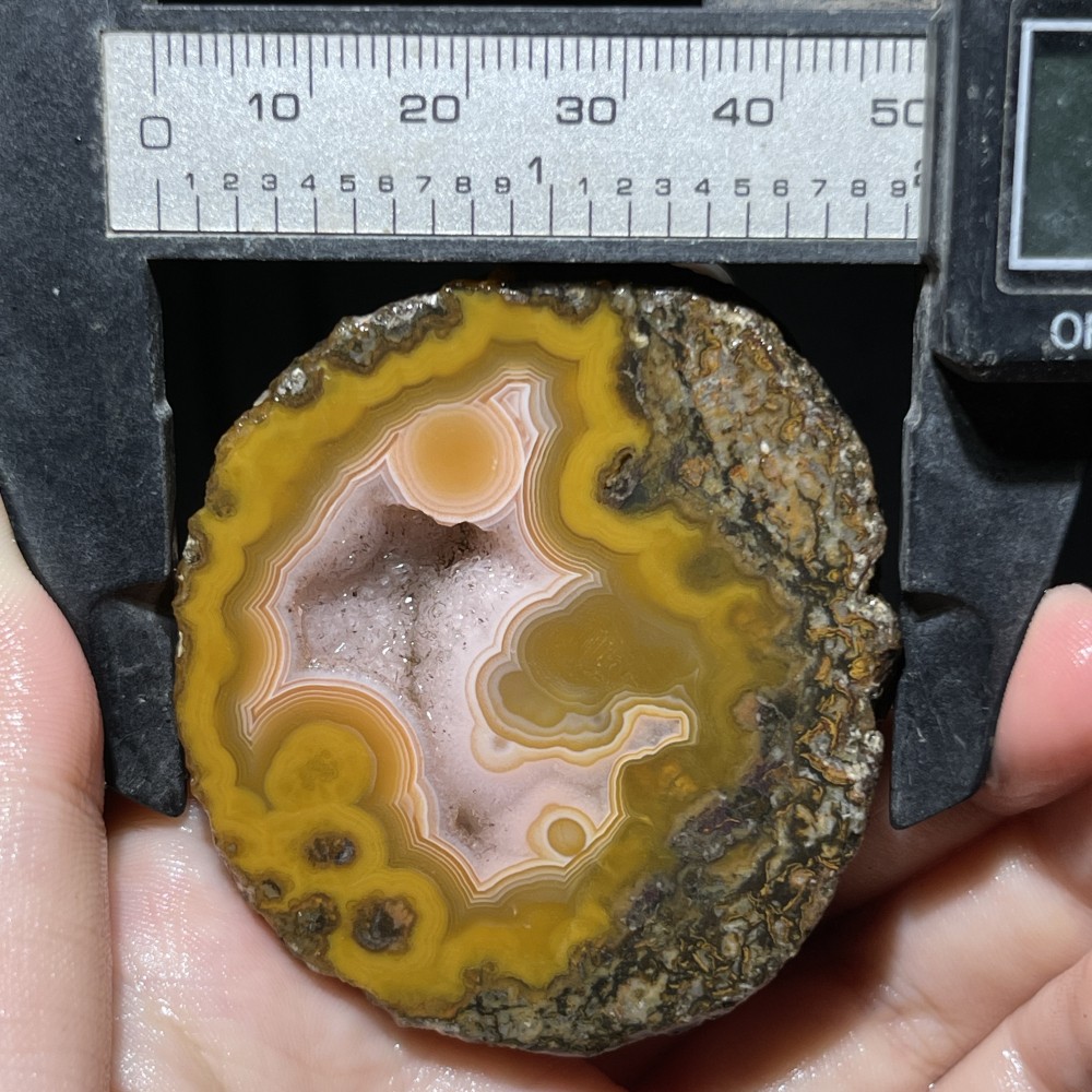 Half Rough Agate ore crystal Achat Nodule Chinese bloody battle Agate 100g A066