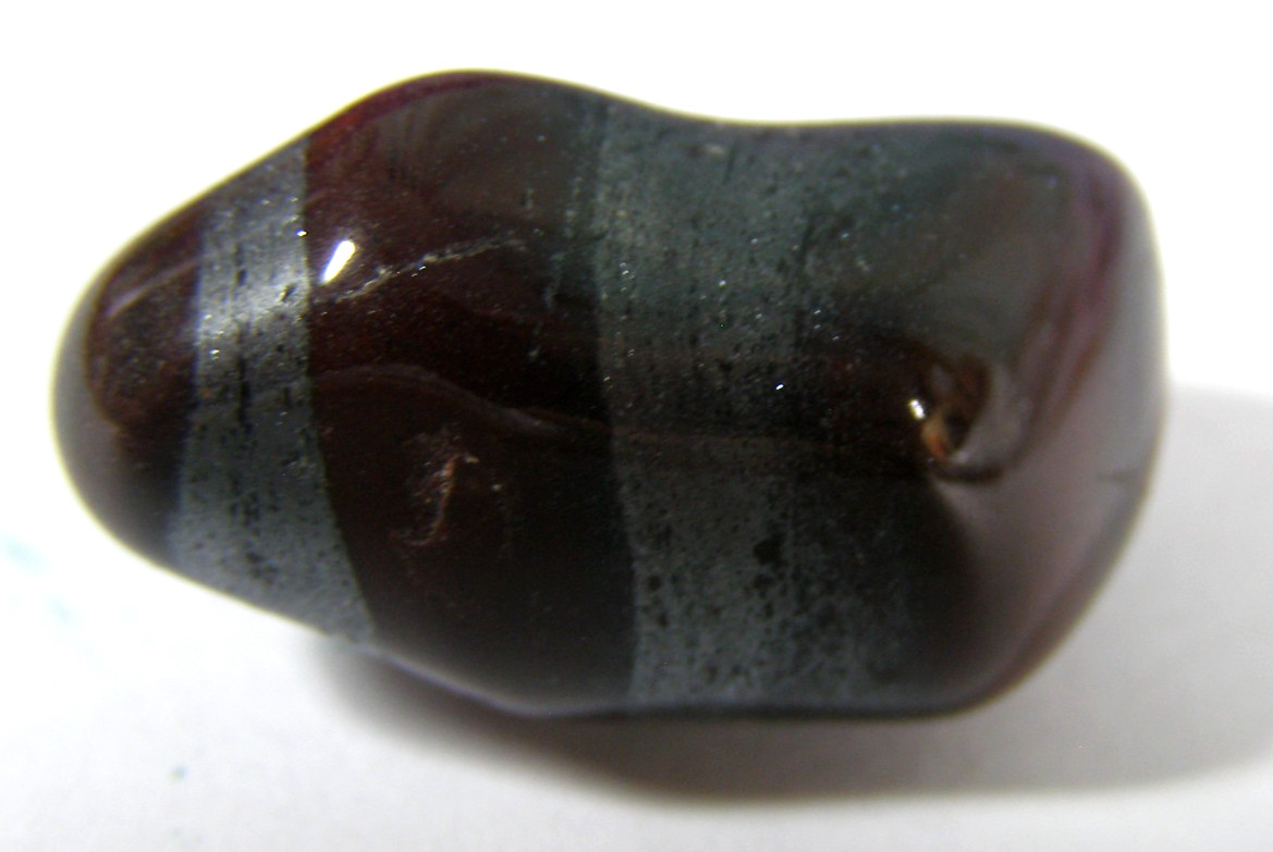 LOVELY ANCESTRALITE TUMBLESTONE 2.9 x 1.5 cms 12.92 gms – Canada #A