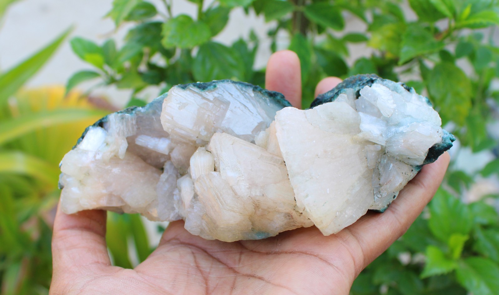 heulandite on matrix minerals specimen #A43