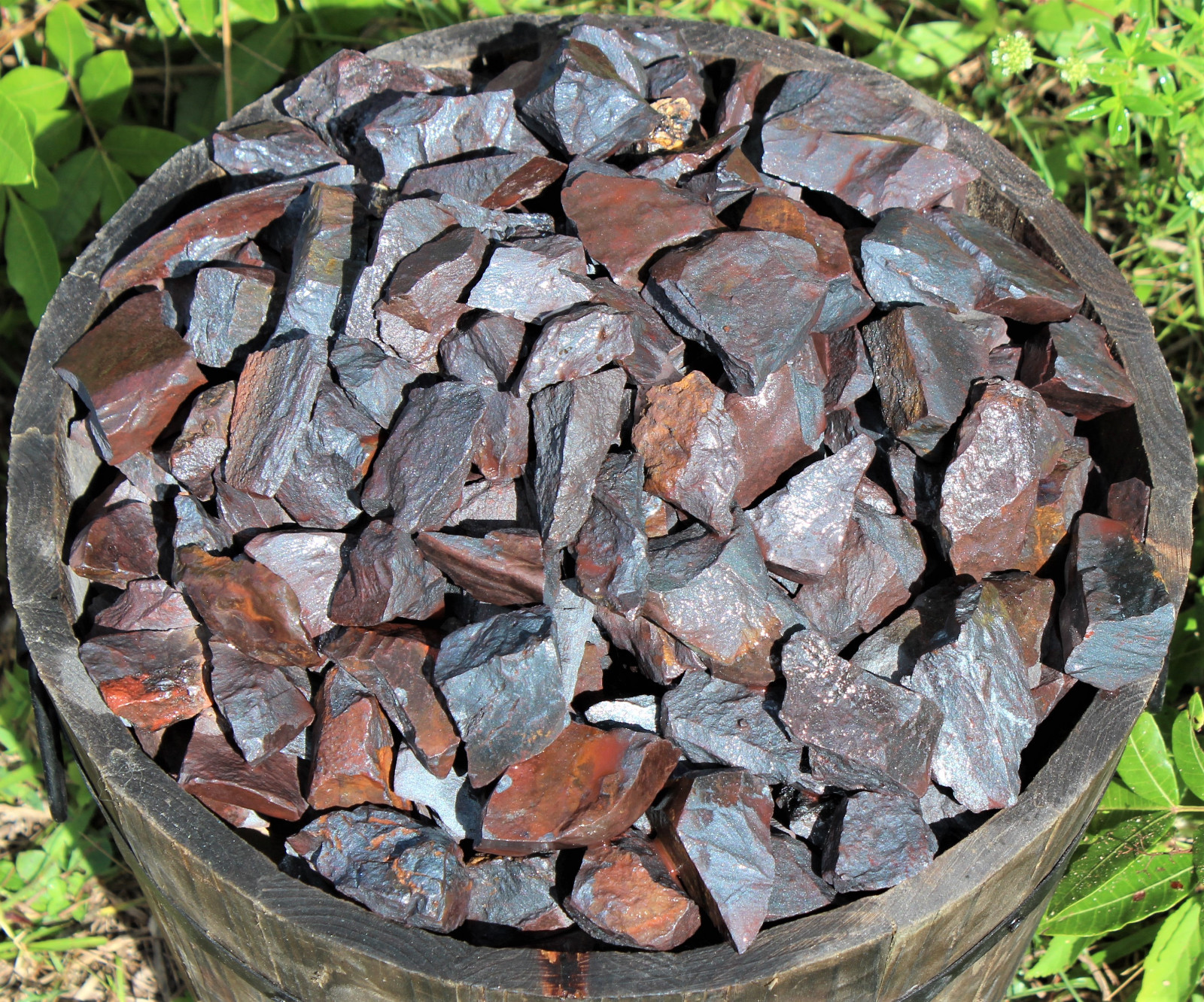 Bulk 1/2 lb Lot of Natural Rough Hematite (Raw Rocks Cabbing Crystals, 8 oz)