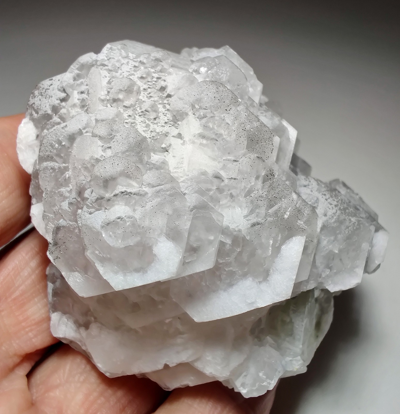 Poker-chip Calcite, excellent specimen, fluorescent. Charcas, Mexico. 217 grams.
