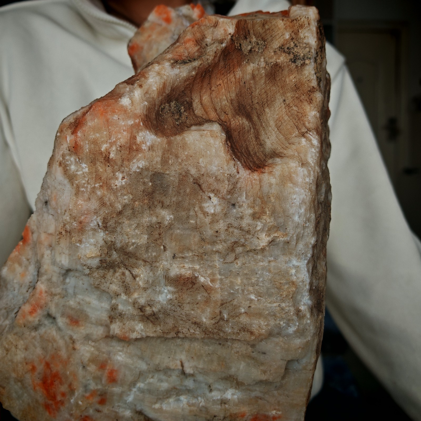 41.096LBNatural Sun Stone Sea Blue Treasure Symbiotic Primitive Stone Specimen