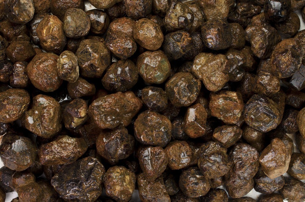 3 lbs Mali Garnet Rough Stones – Natural Crystal Mineral Rock Specimens Tumbling