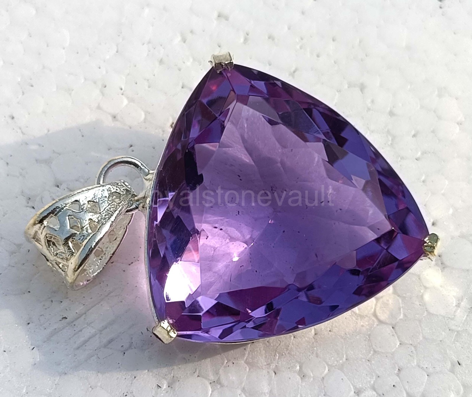 70Ct Natural Purple Alexandrite Trillion Shape Pendant IGL Loose Gems