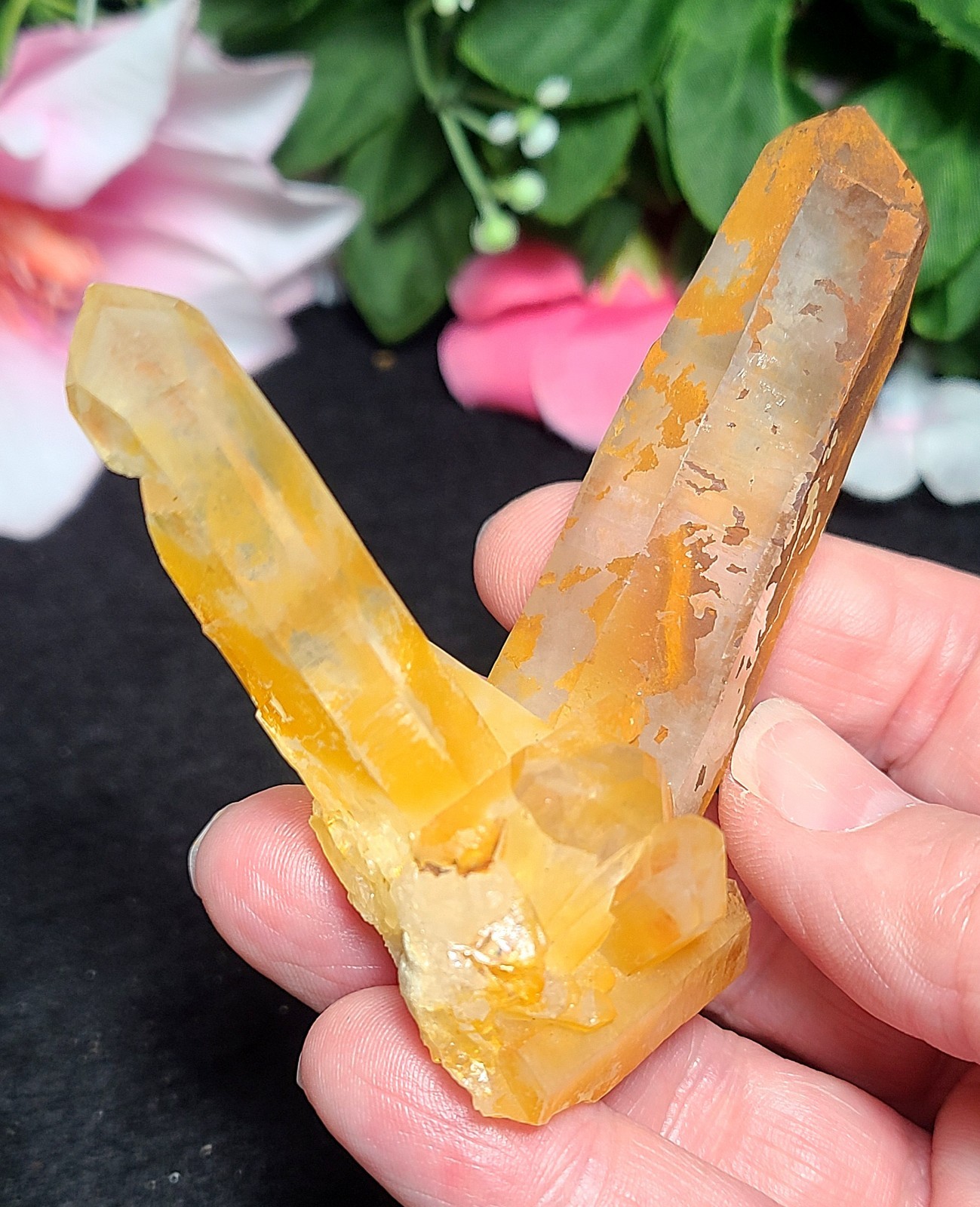 3.4″ 76g Pretty V Shape Golden Healer Quartz Crystal Cluster Stone Specimen