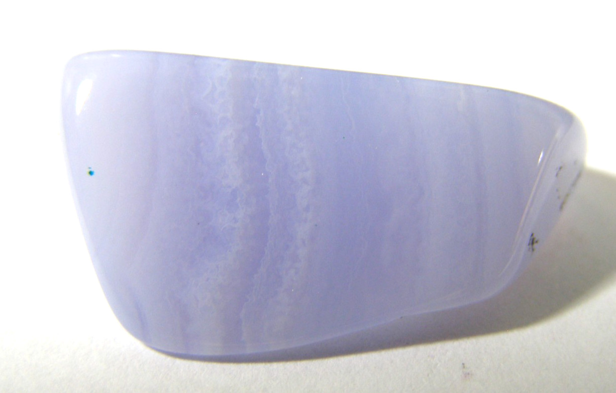 BLUE LACE AGATE TUMBLESTONE – 2.3 x 1.5 cms 4.67 gms calming #18