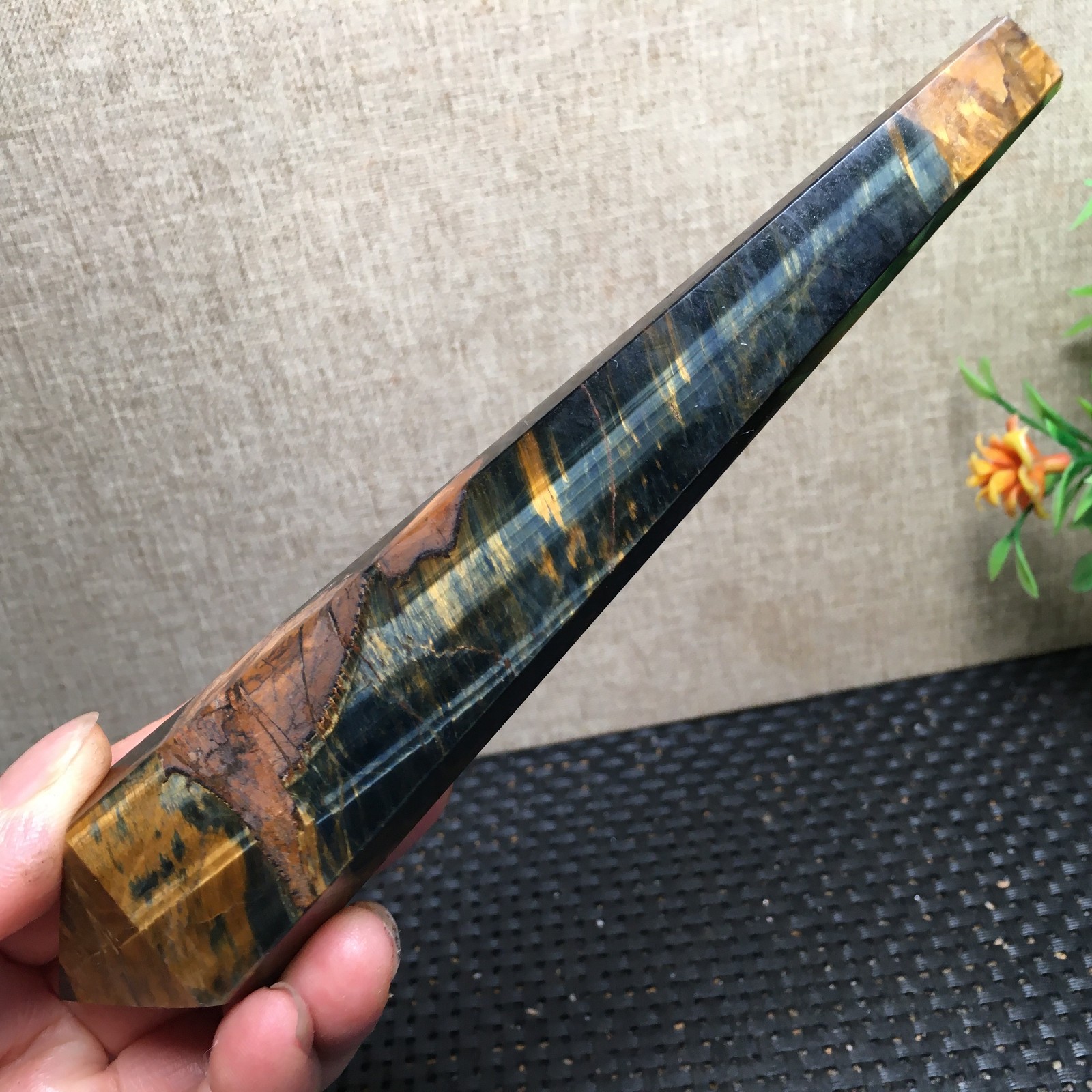 148g natural tiger-stone Quartz Crystal Wand Specimens fb1538