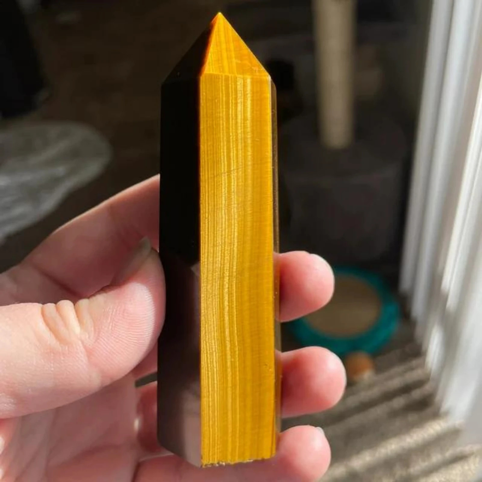 Natural Tiger’s Eye Healing Crystal Wand – Obelisk Reiki Tower Point Home Decor