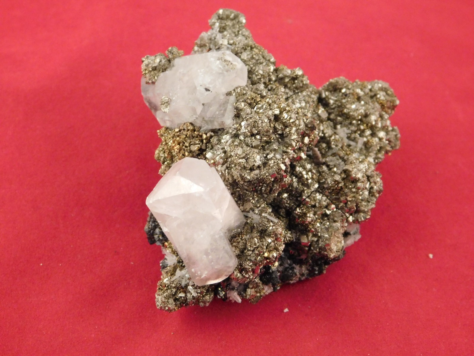 FLUORESCENT Calcite Crystal Cluster with Druzy Pyrite Crystals Peru 161gr