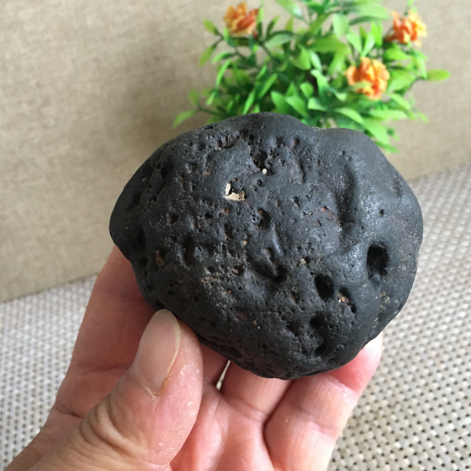410g Natural Iron nickel Non-magnetic Meteorite Specimen from China