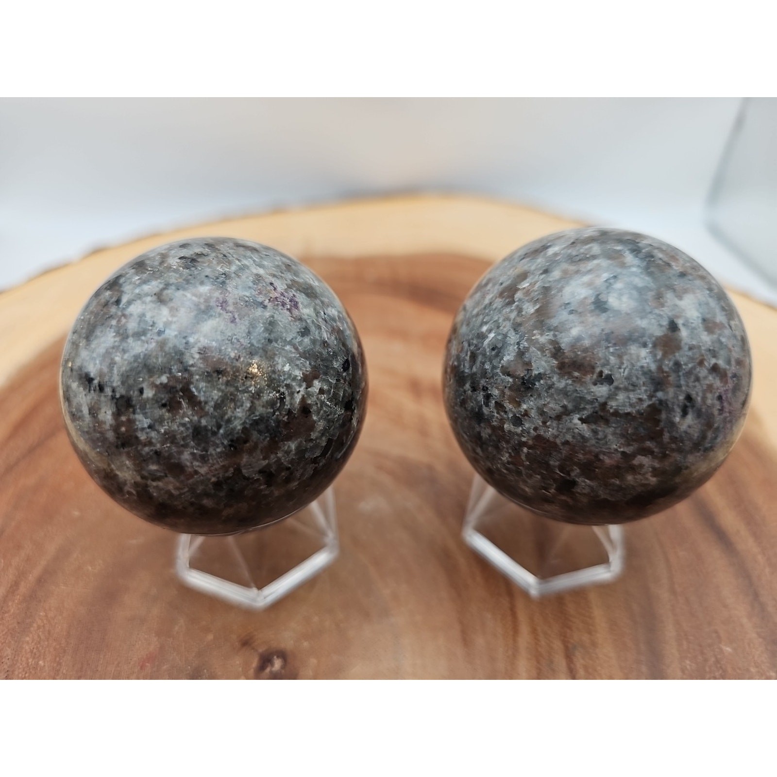 Yooperlite Stone Sphere 55mm 1 Each – CrystalCloud Company