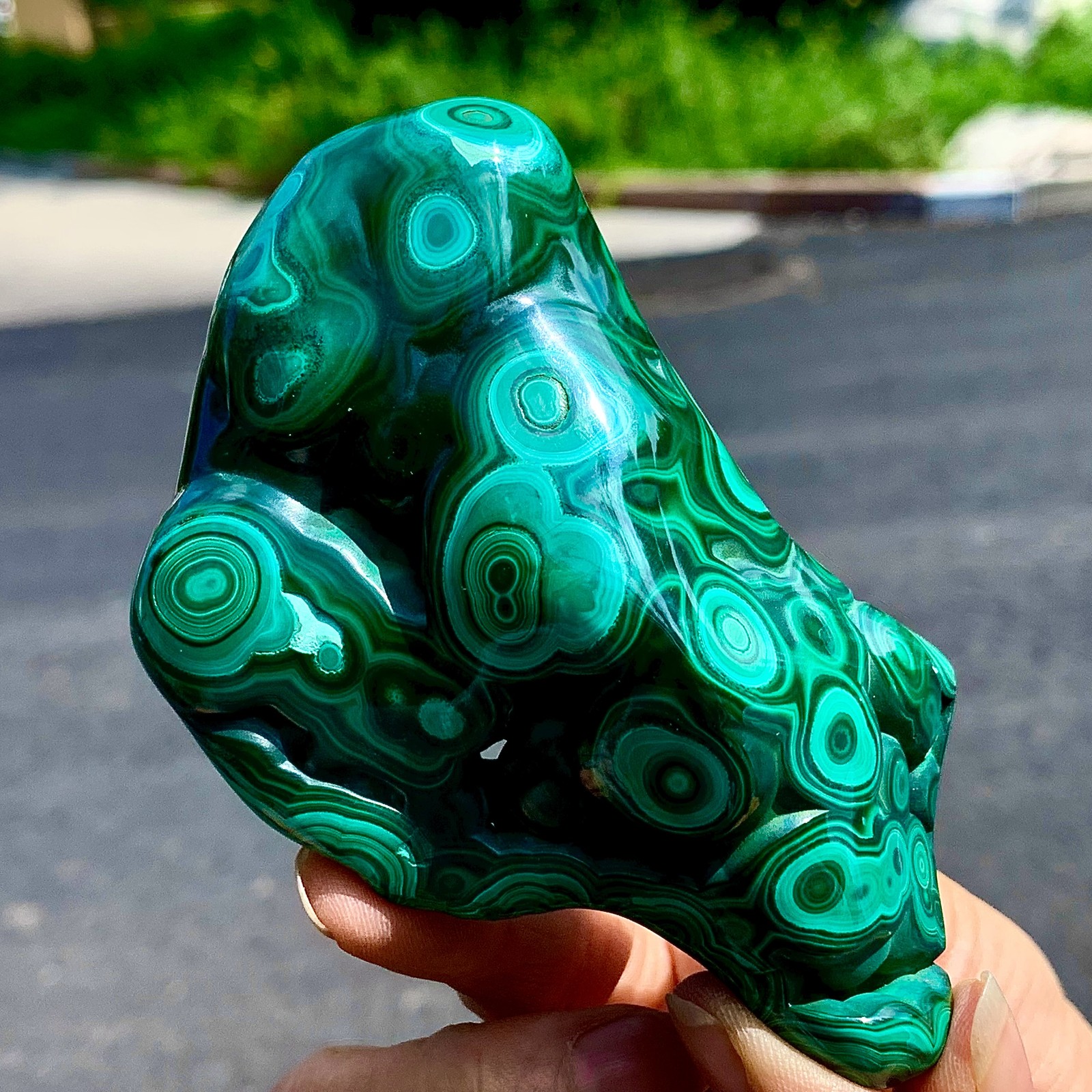 266G Natural glossy Malachite transparent cluster rough mineral sample