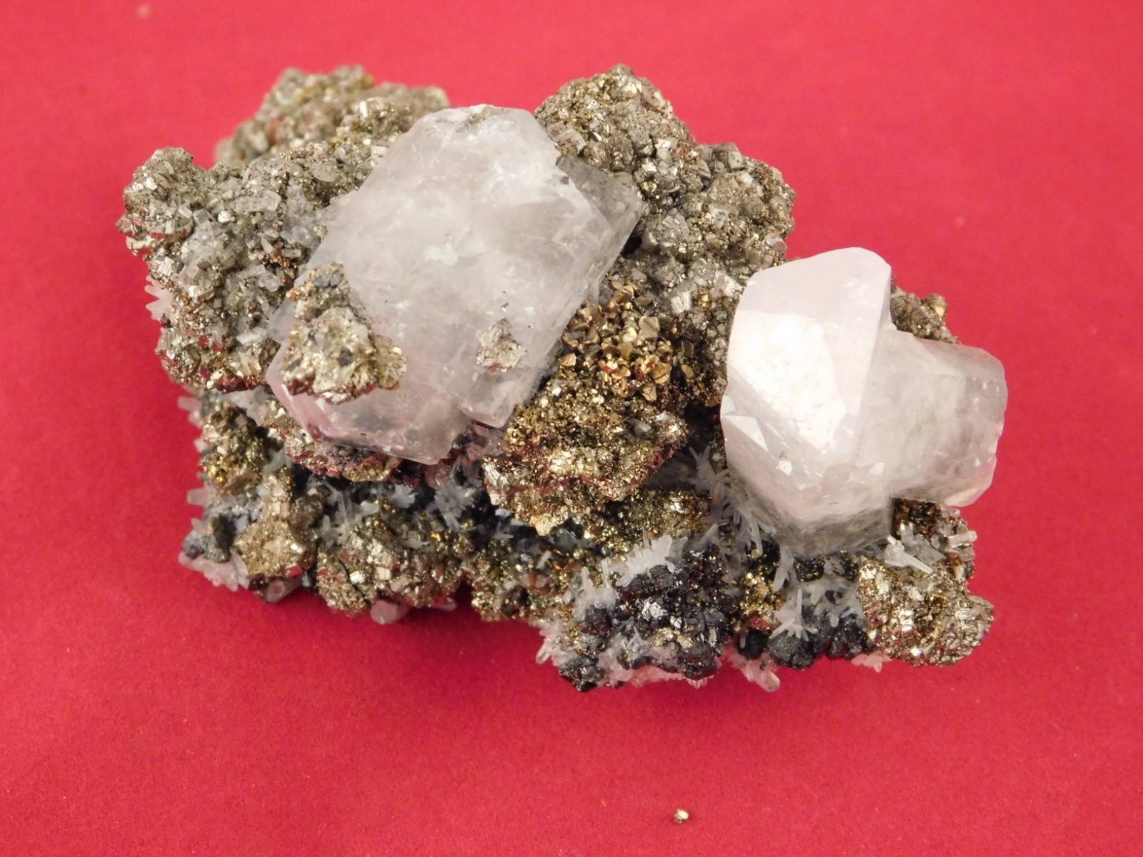 FLUORESCENT Calcite Crystal Cluster with Druzy Pyrite Crystals Peru 161gr