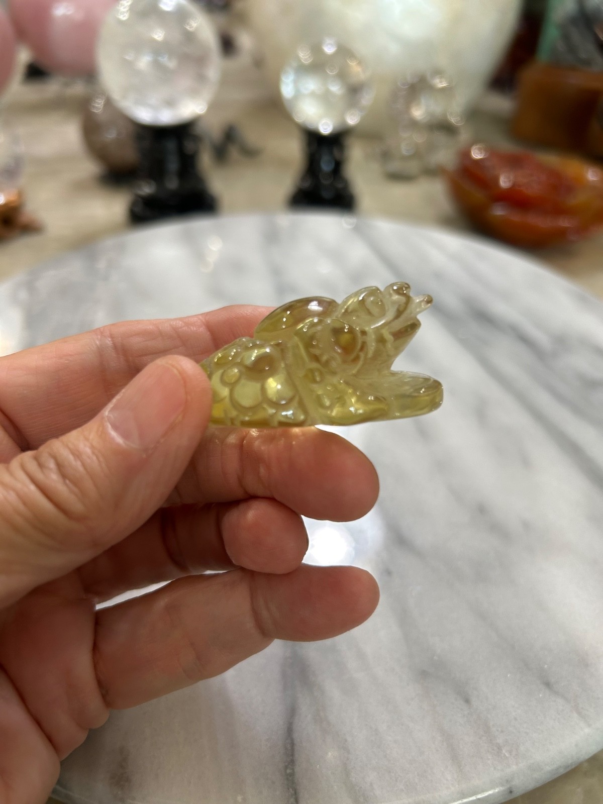 Citrine golden toad 3 legged money Toad carving small feng shui
