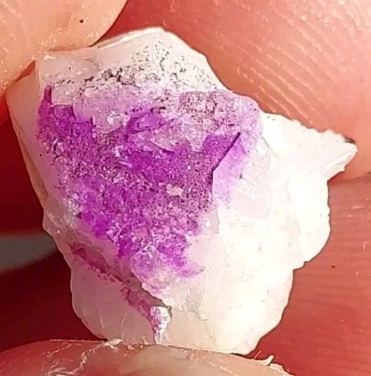 ULTRA RARE SUGILITE INCLUDED PECTOLITE FROM WESSELS MINE, SOUTH AFRICA