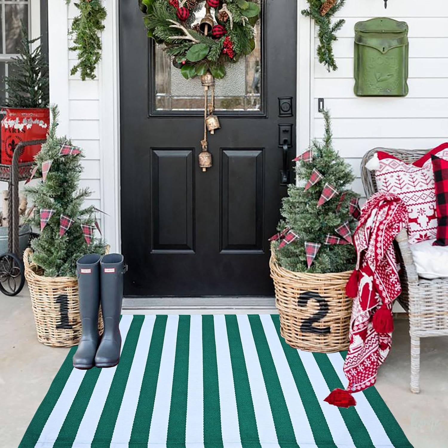 Green & White Striped Rug, 2’4″ X 3’7″ Indoor/Outdoor Area Rug for Front Porch,
