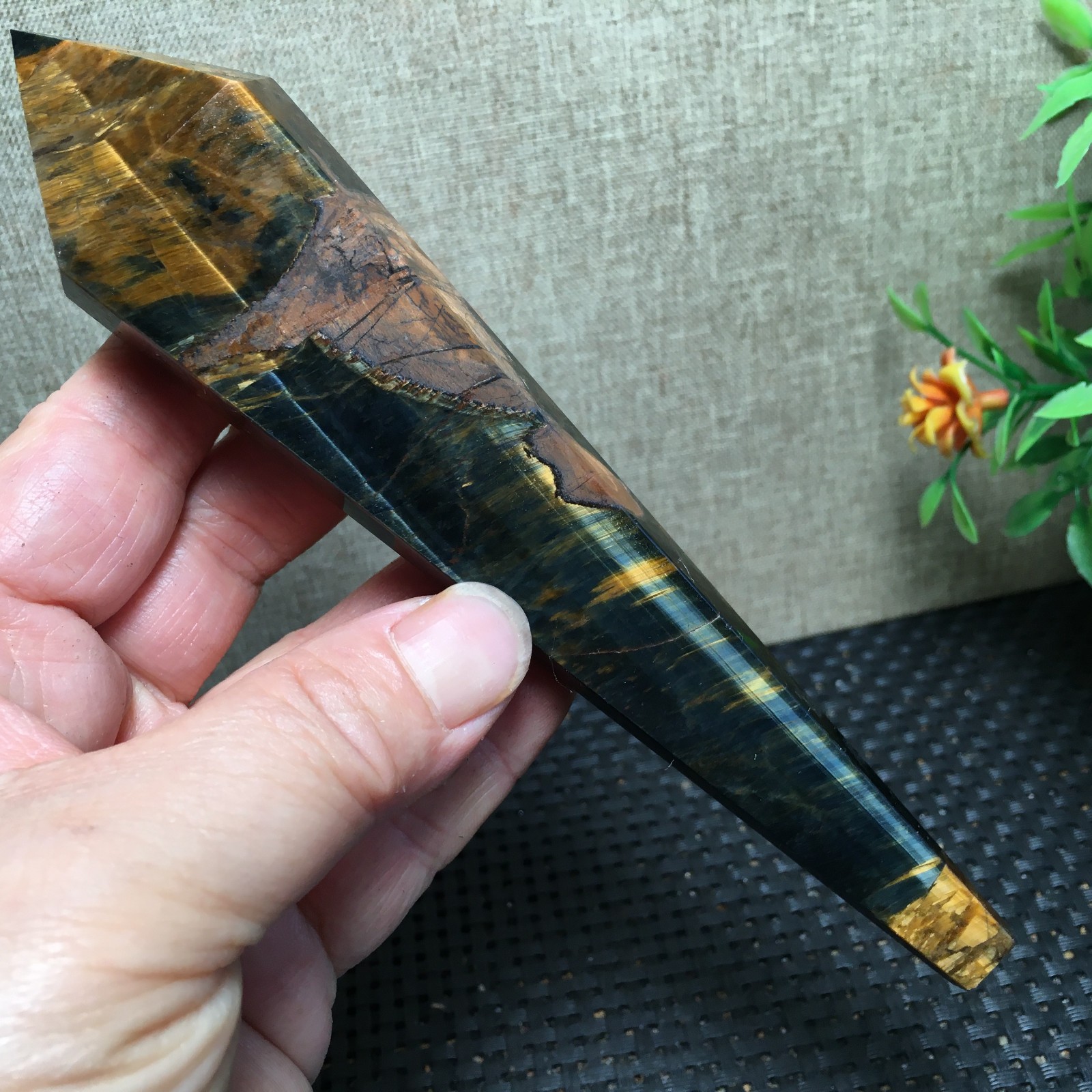 148g natural tiger-stone Quartz Crystal Wand Specimens fb1538