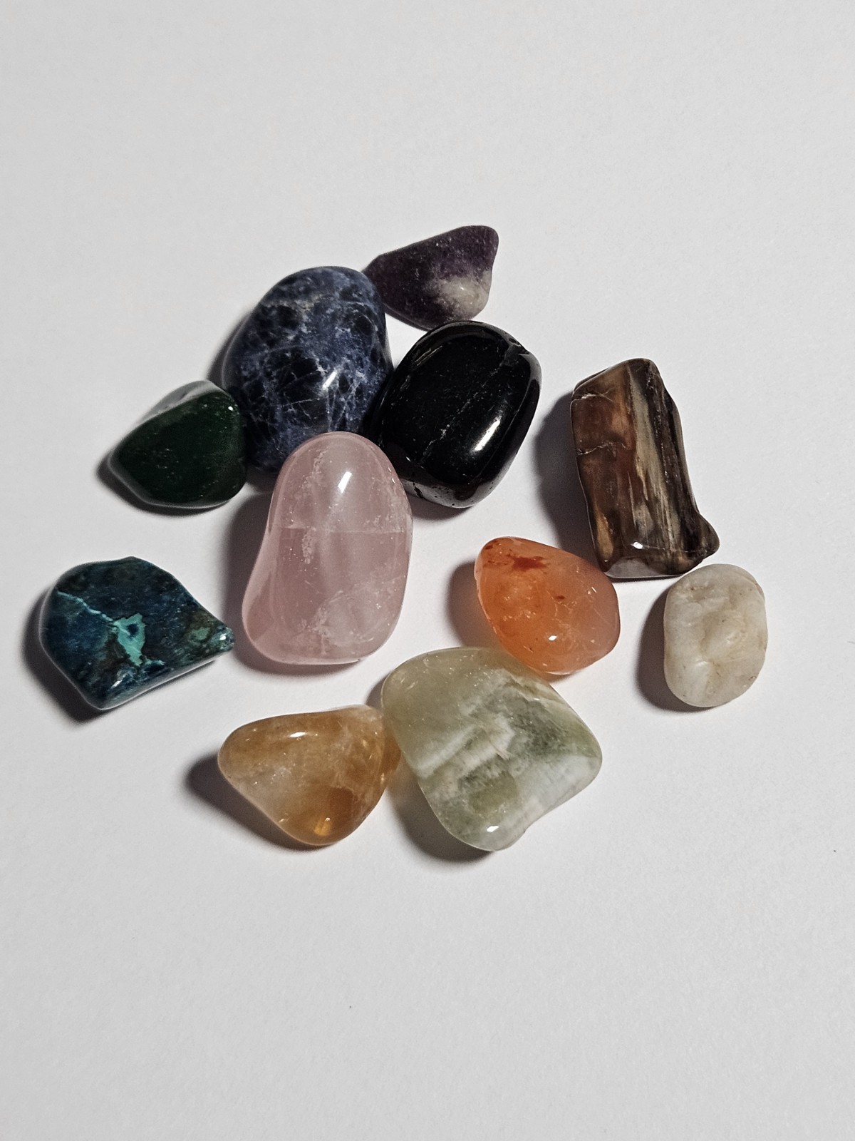 Tumbled Gemstone Lot – Rose Quartz, Citrine, Amethyst & More (11 Crystals)