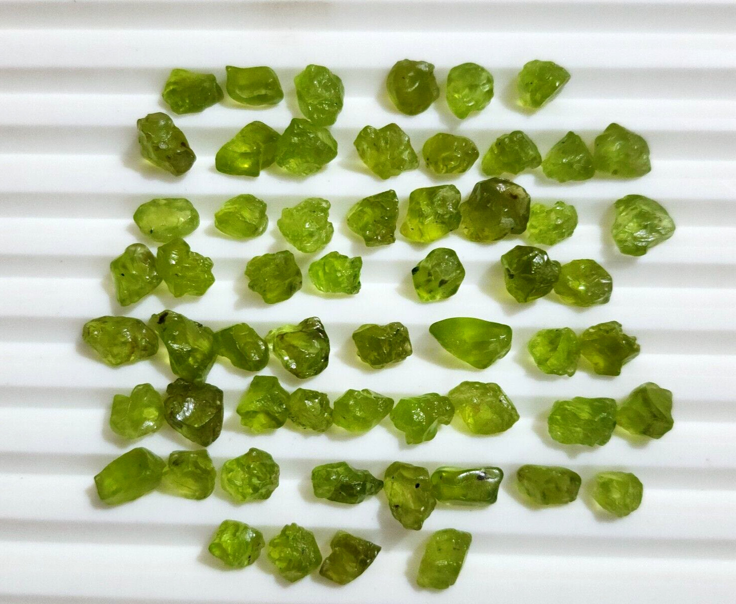 Raw 6-8 MM Size Natural Green Peridot Raw 25 Pcs Lot Loose Gemstone For Jewelry