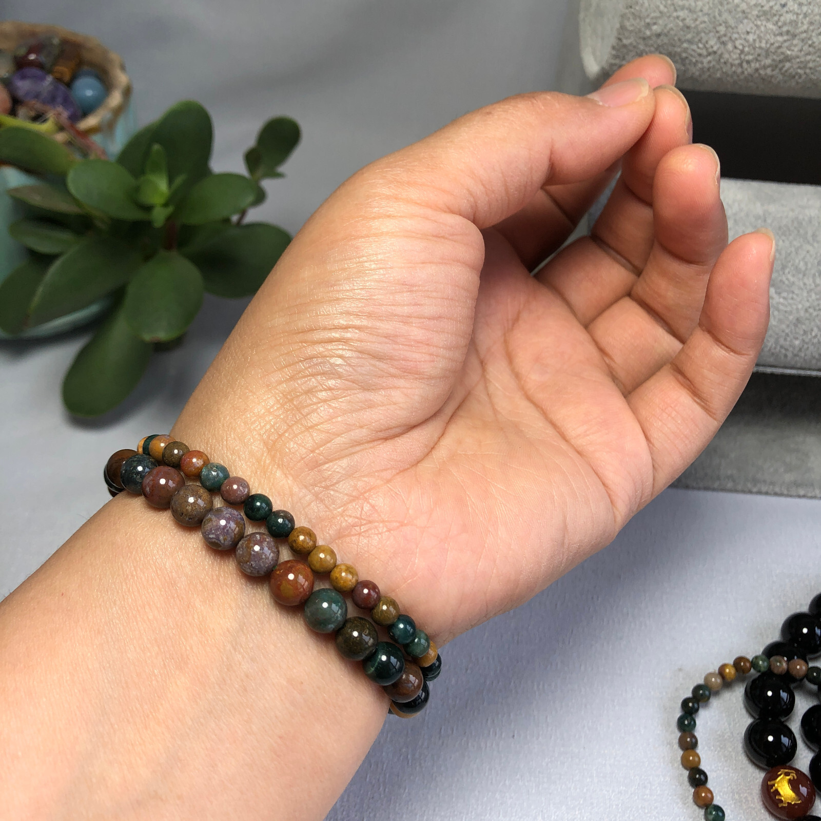 wholesale 4mm/6mm Natural ocean jasper Crystal beads bracelet 15g-16g A6031