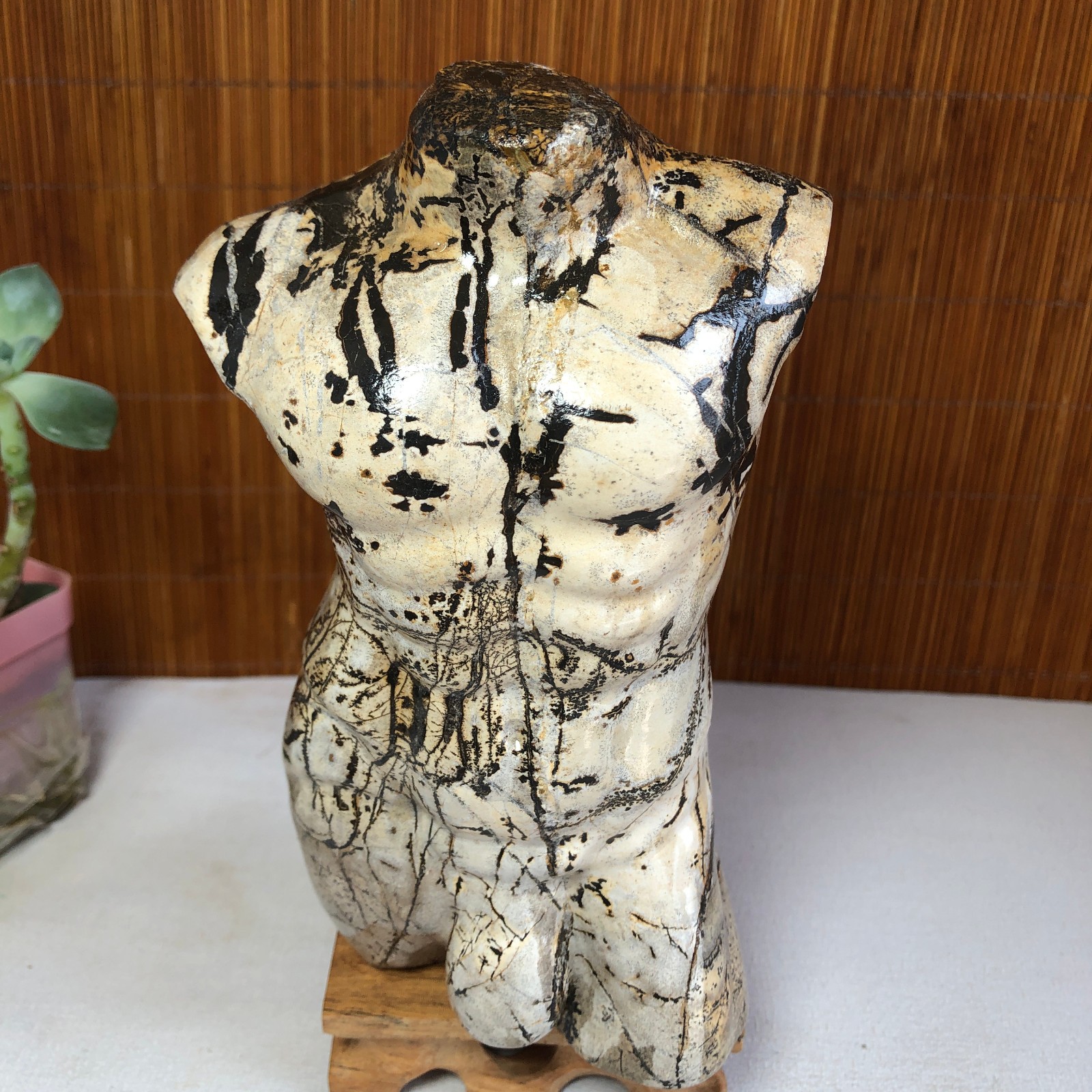 Rare Natural Traditional Chinese Painting Hand Carving male Model 1068g g8386