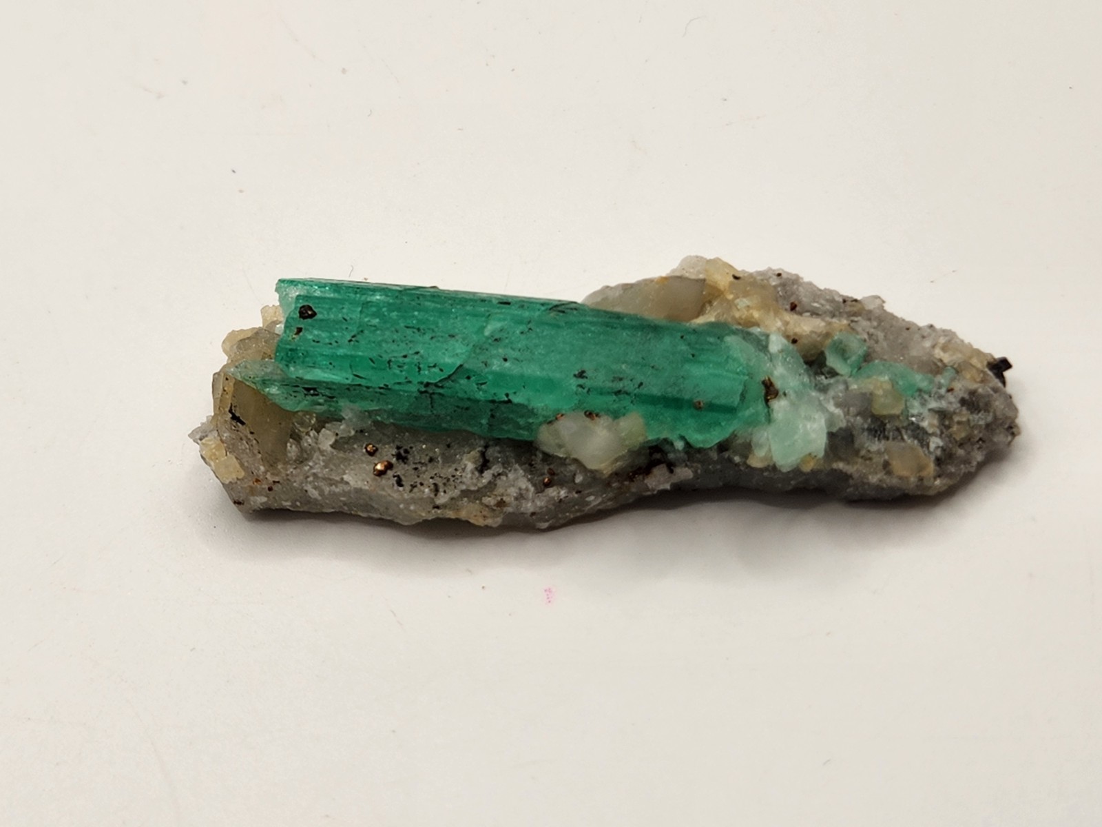 Rough Crystal Colombian Emerald Raw Matrix Collector Piece, Natural Not treament
