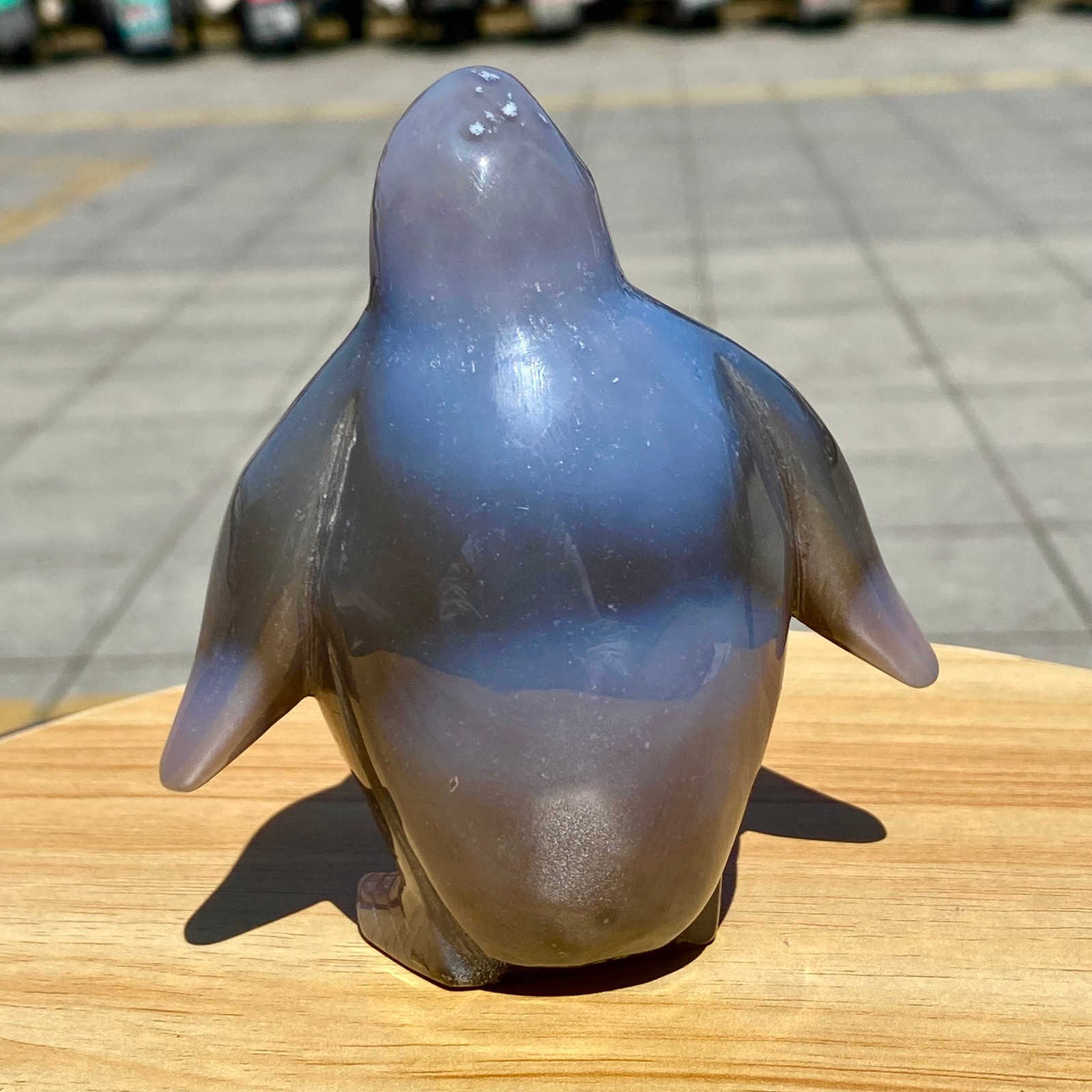420G Natural Agate Hand Carved Penguin Figurine, Cute Crystal Animal Statue