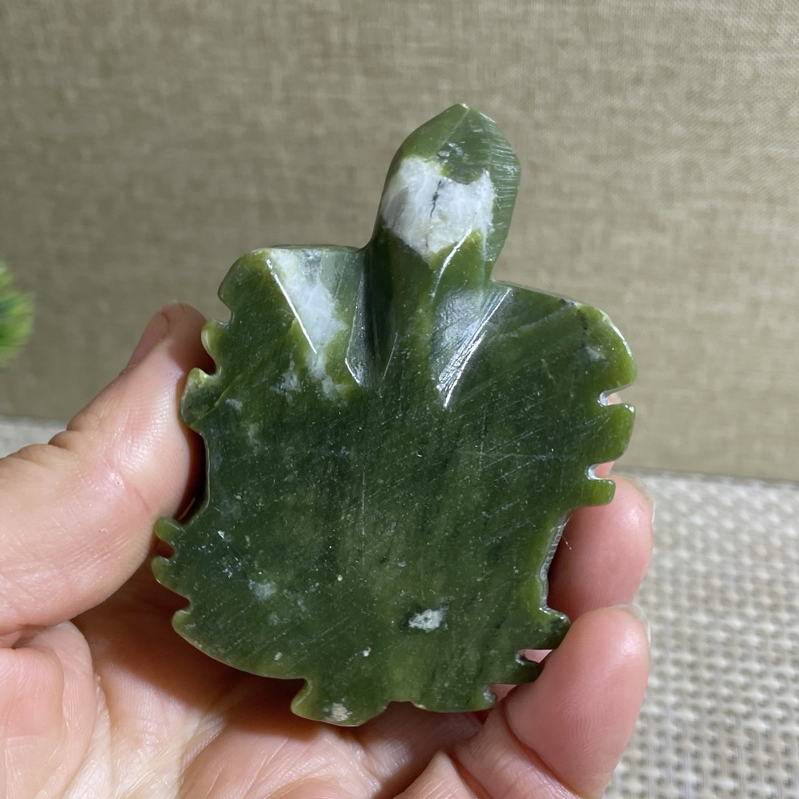 129g hsiuyen jade Quartz Hand Carved tortoise skull Crystal Healing