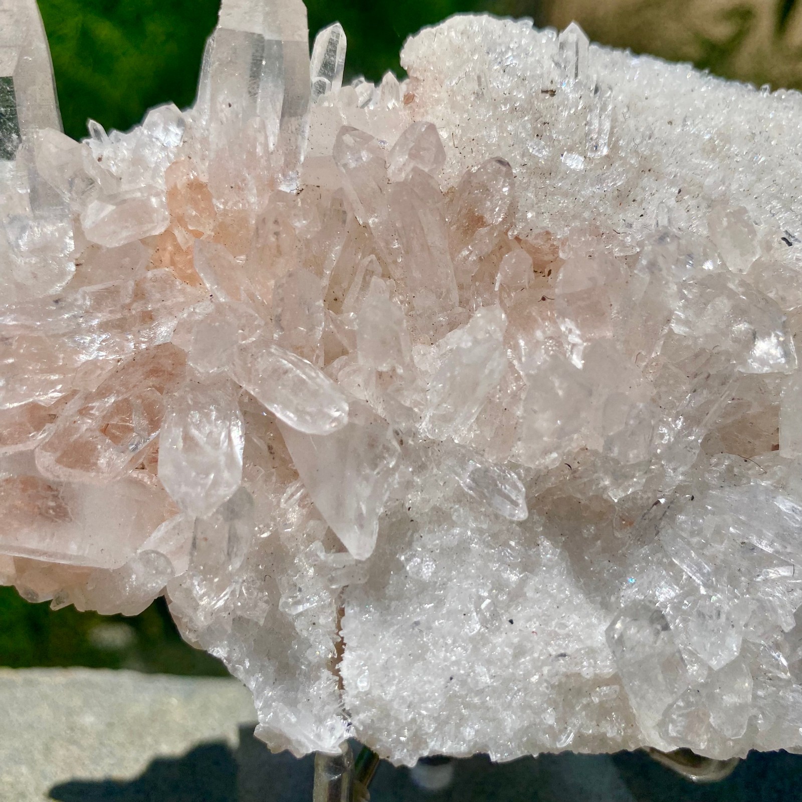 282G Natural Clear White Crystal Quartz Cluster Energy Healing Specimen