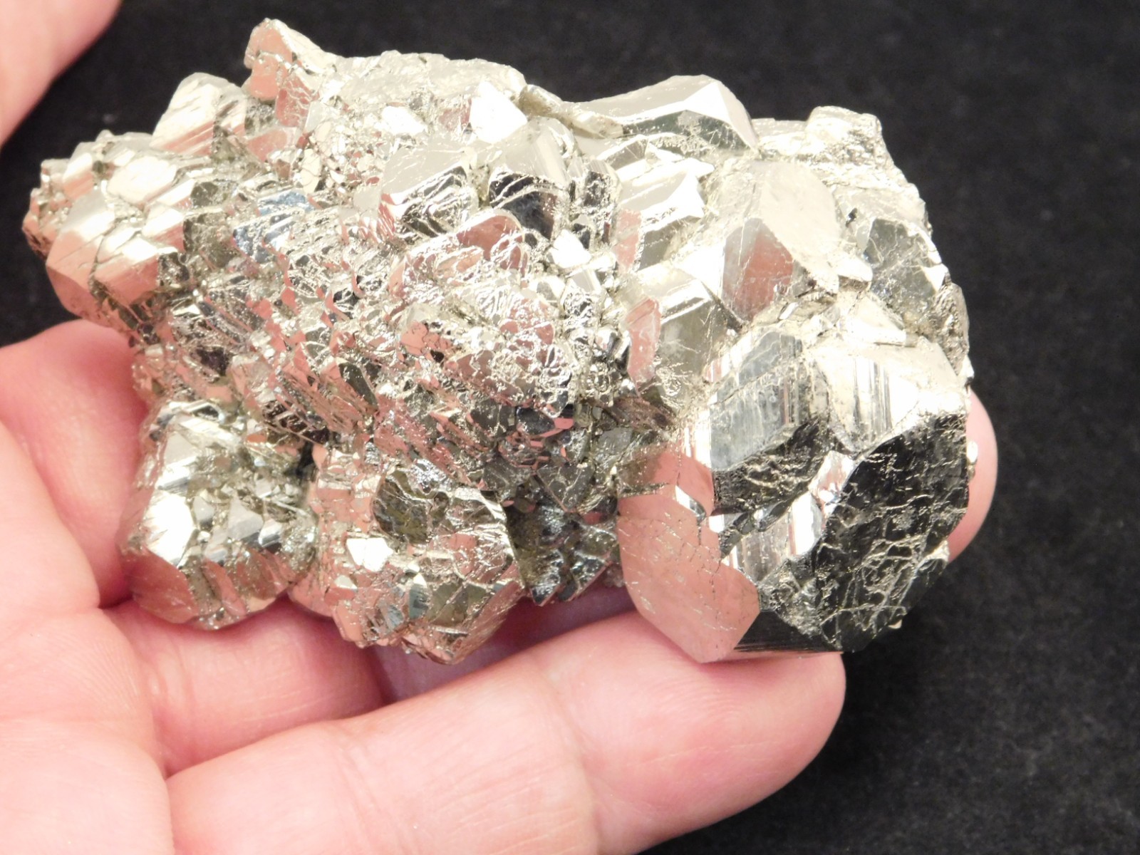 Dodecahedron PYRITE Crystal Cluster 100% Natural Peru 168gr