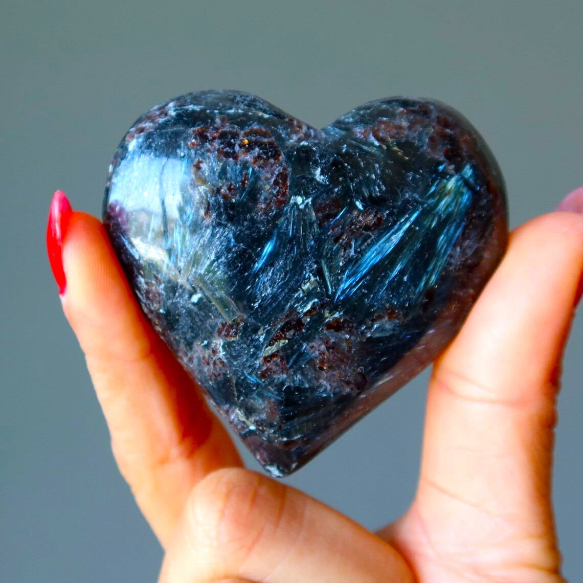 Arfvedsonite Heart Electric Flash of Love Protective Tumbled Palm Stone 90-120g