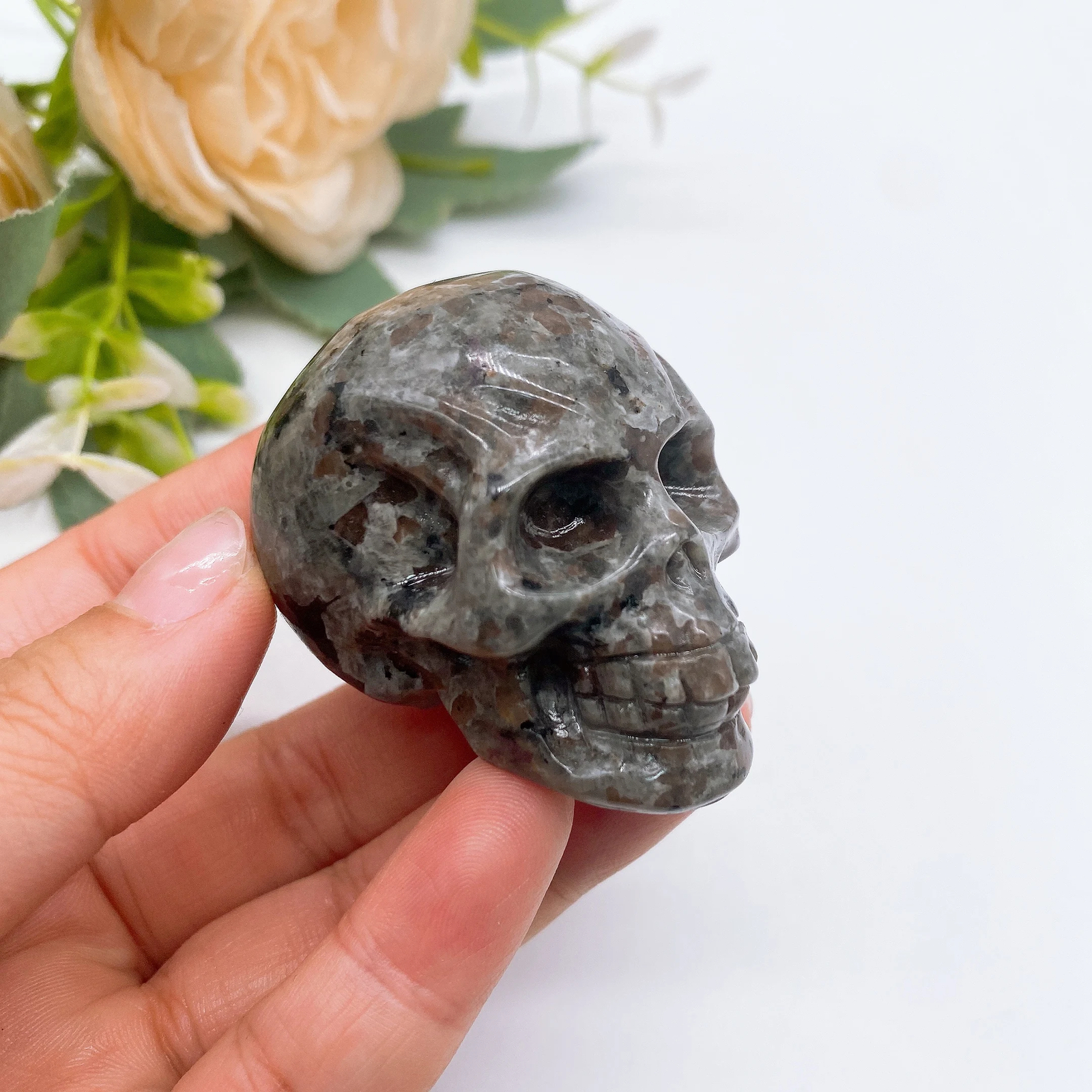 2‘’ Natural Yooperlite Skull Gemstone Statue Crystal Flame Stone Reiki Healing