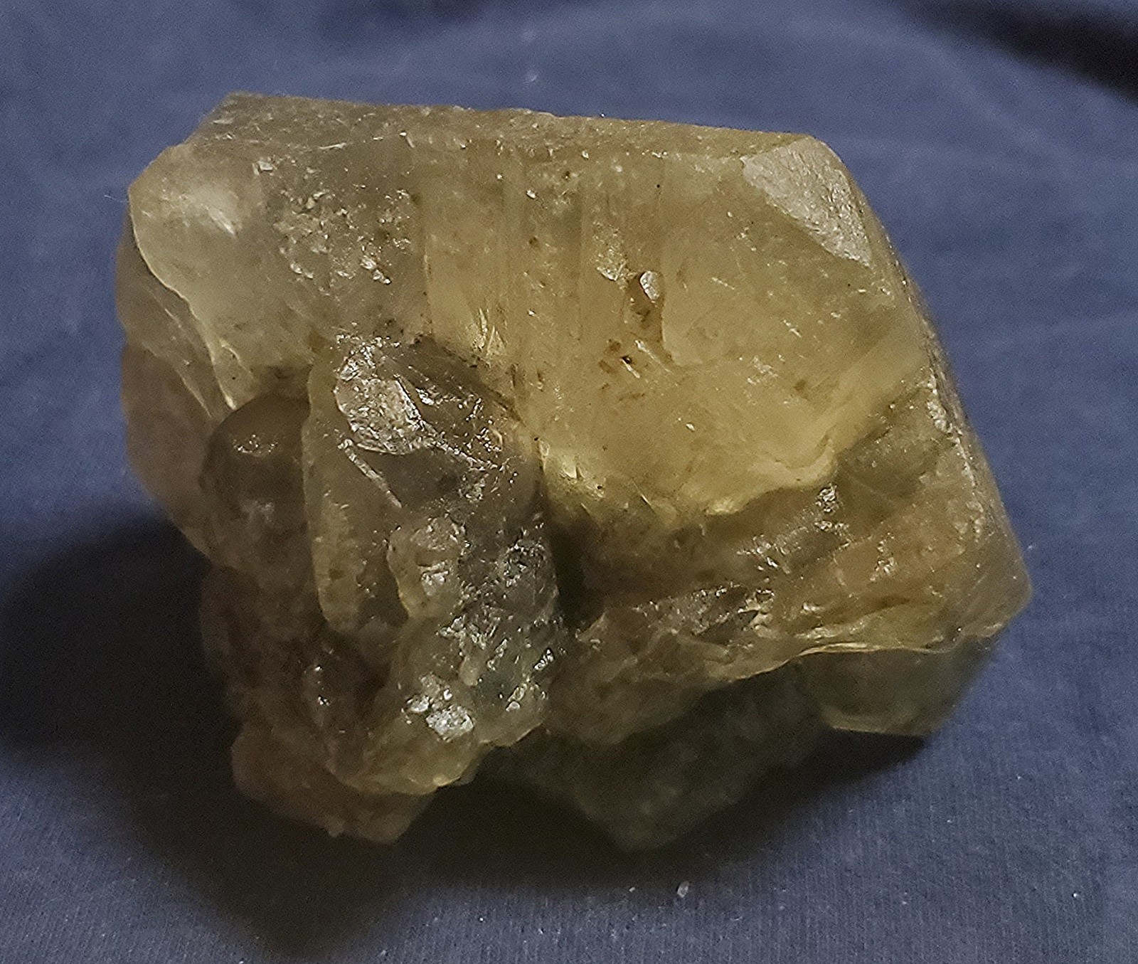 12.2 oz -Hanksite Crystal — Searles Lake, CA — 3 3/4 inch x 3 inch