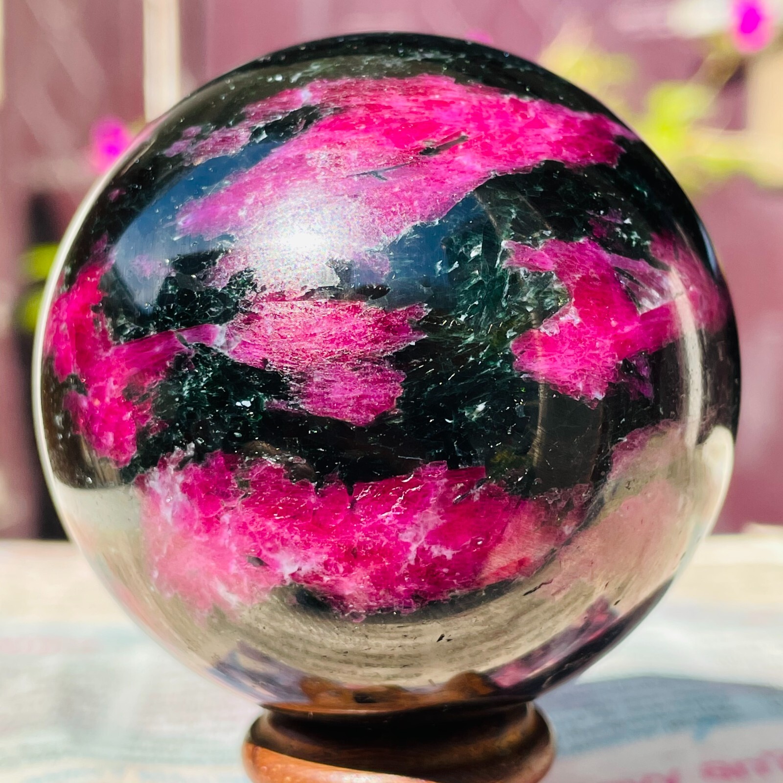 392g Natural Ruby Zoisite Quartz Crystal Gemstone Sphere Ball Specimen Healing
