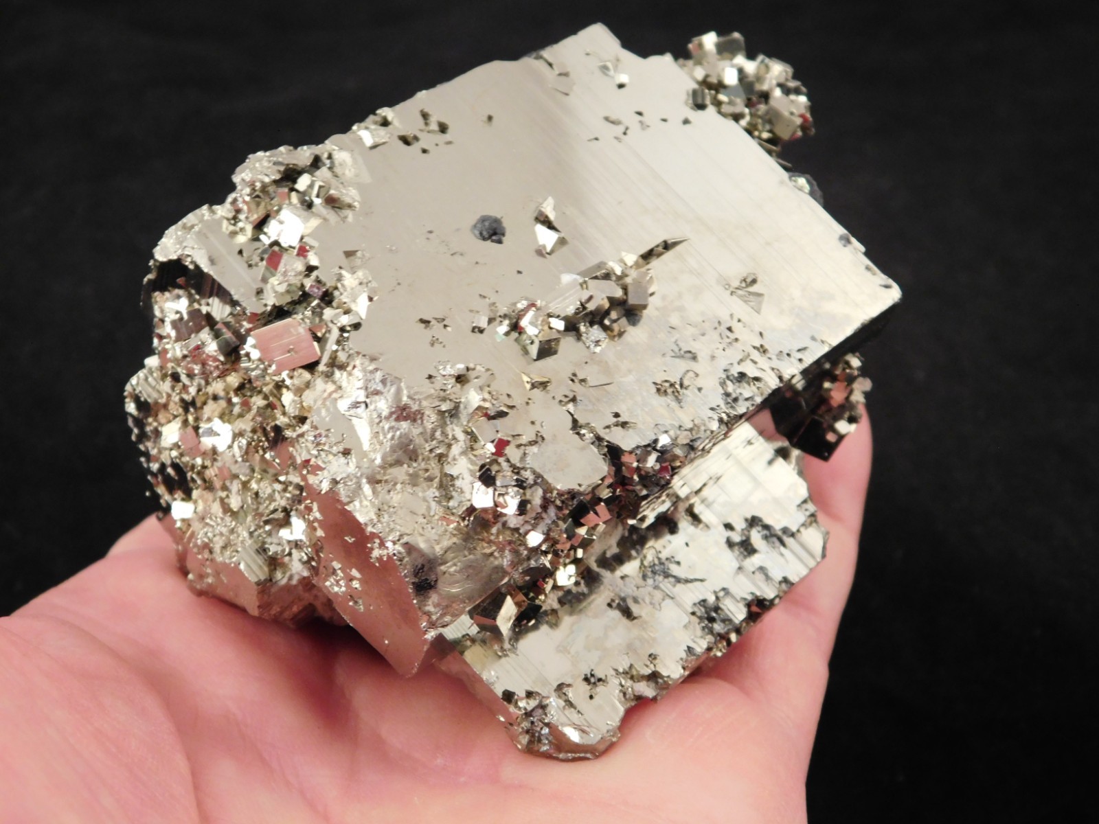 wOw BIG! AAA Pyrite CUBE Cluster 100% Natural Peru 825gr