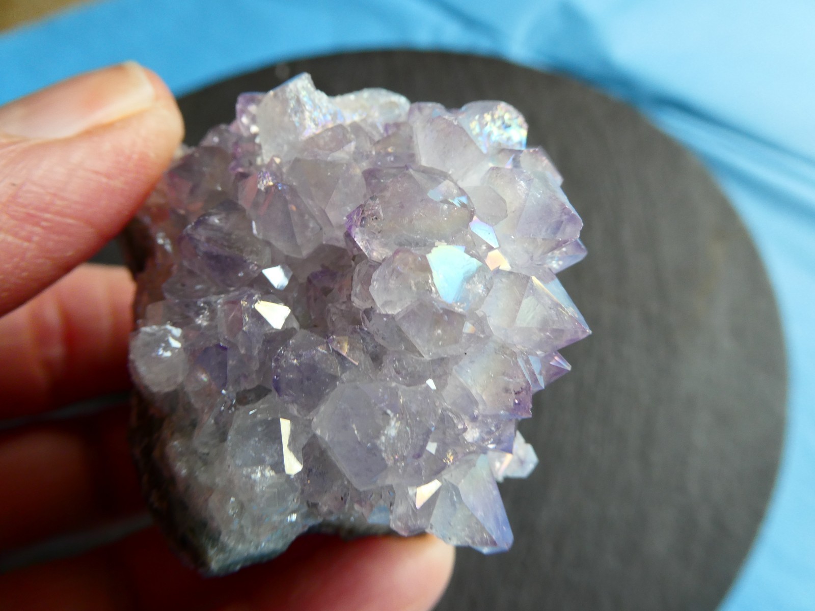 Aura Amethyst Crystal Cluster Multi Points Uruguay & Amethyst Cluster Bed Brazil