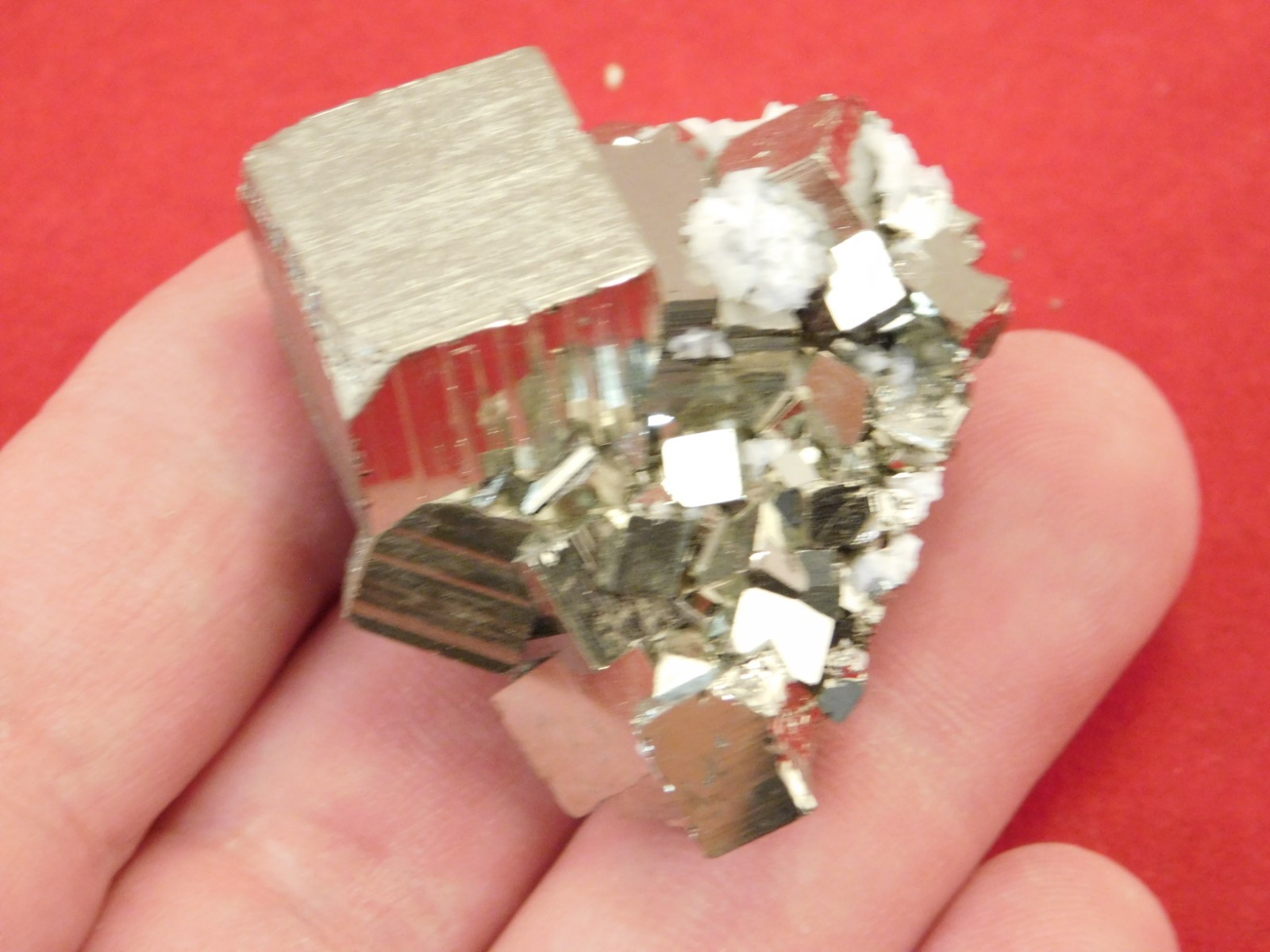 NICE! PYRITE Crystal CUBE Cluster 100% Natural Huanzala Mine Peru 74.3gr