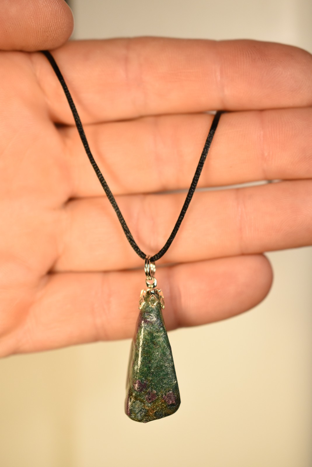 *RUBY FUCHSITE* Pendant 3.5cm 8.5g +Cord Natural Stone Australian Made