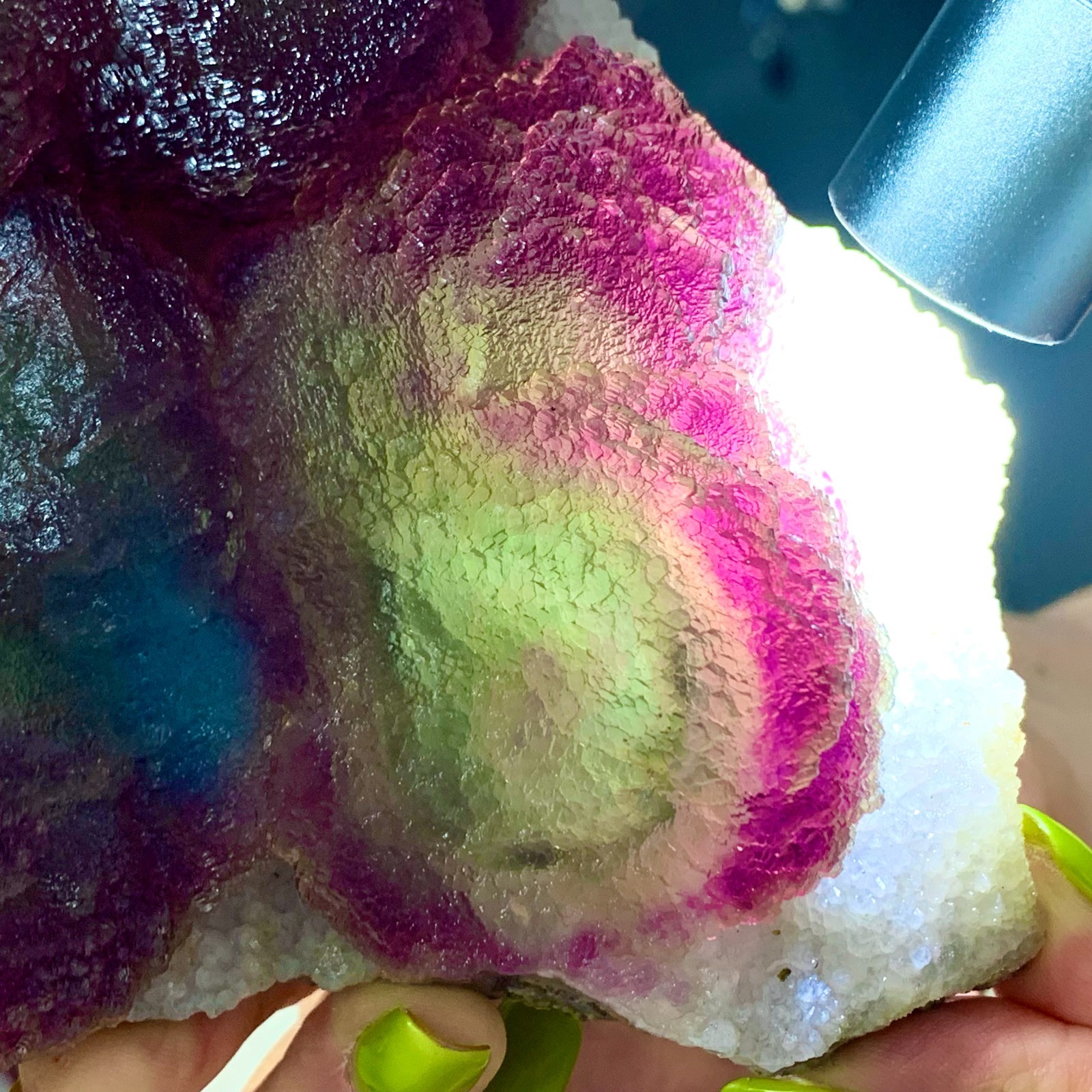 105G Rare transparent purple cubic fluorite mineral crystal sample/China