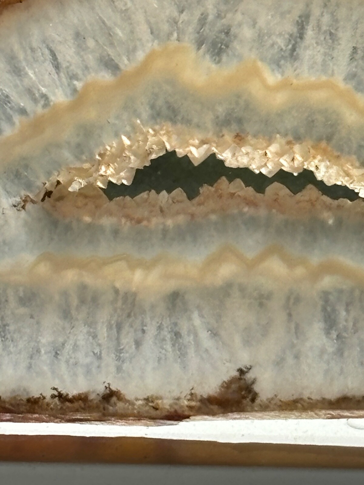 excellent large sized polyhedroid agate