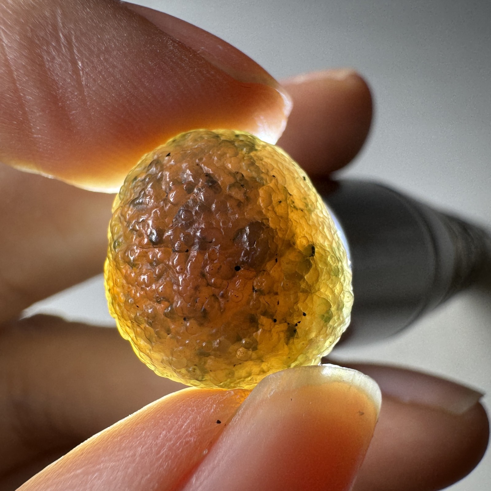 1.7cm/5.4G Raw Round Alxa Gobi Eye Agate Bead, All Natural, Oily Luster-6482