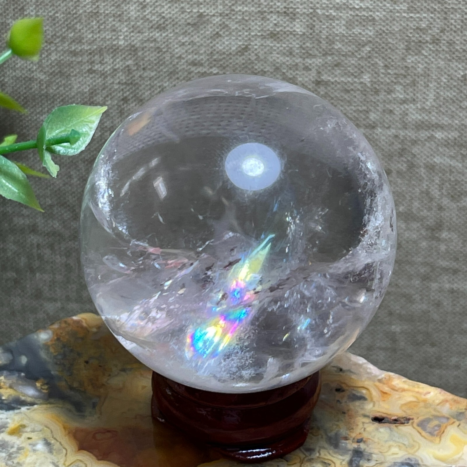 Natural White Crystal Clear Quartz Crystal Sphere Ball Healing rainbow 117g A2