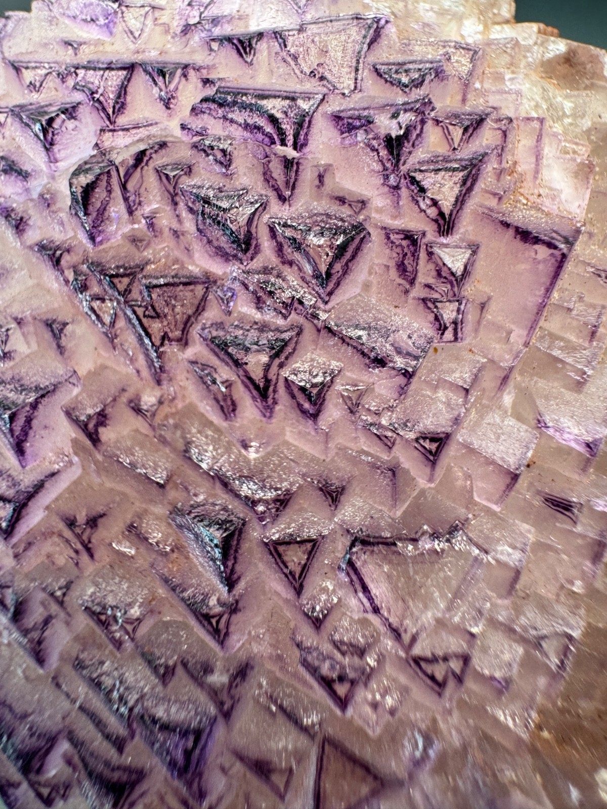 6494 NEW Database Fluorite Purple Triangle Yun Nan 125g