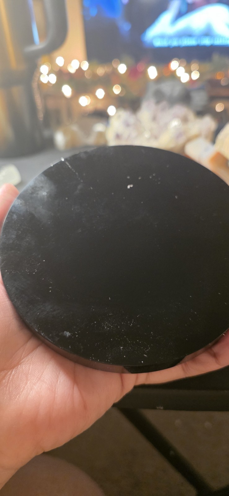 Obsidion Scry Stone (Slightly Chipped/scratched)