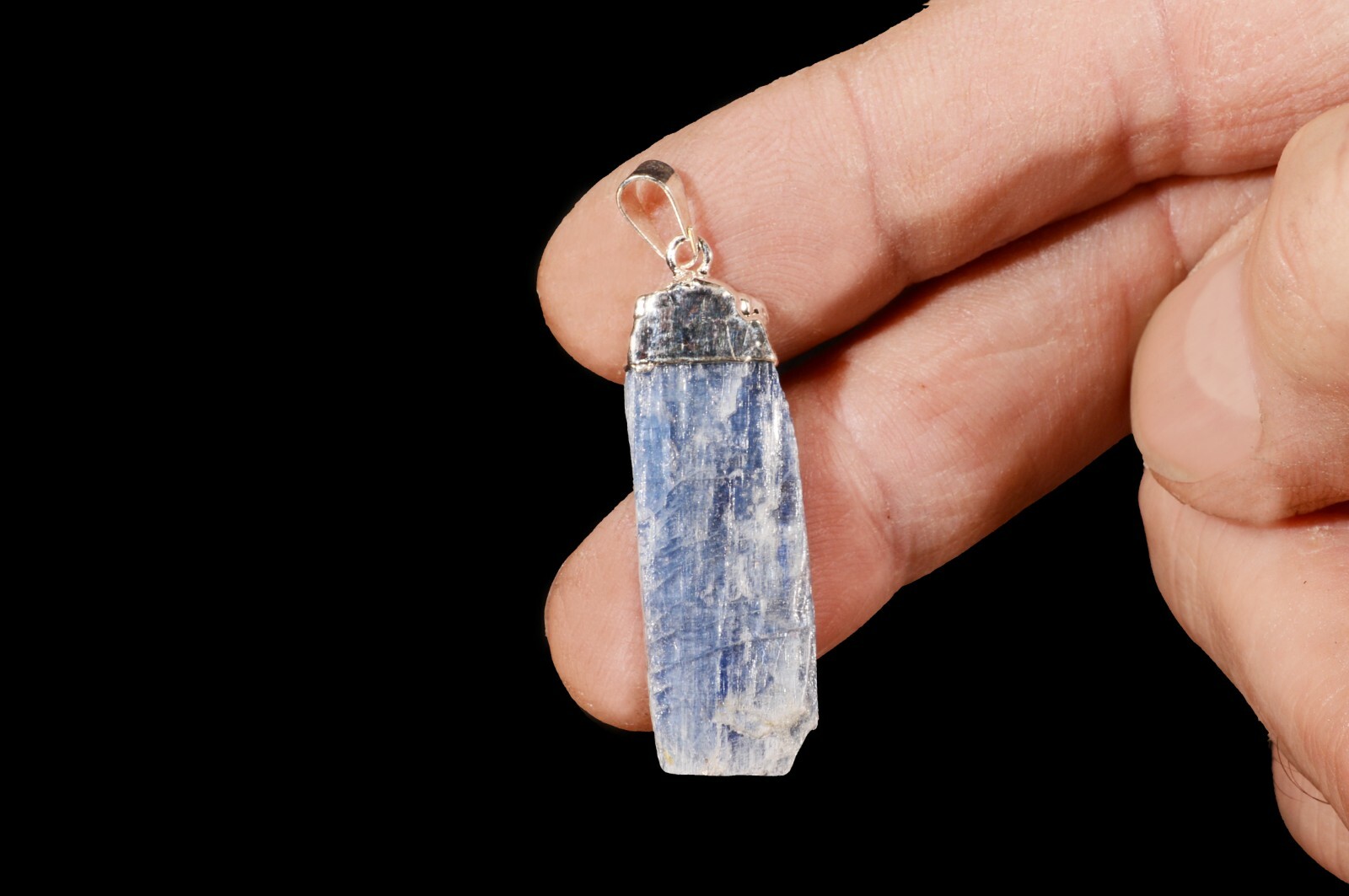 Blue Kyanite 1 1/4″ Pendant Metaphysical Natural Throat Chakra Healing Crystal