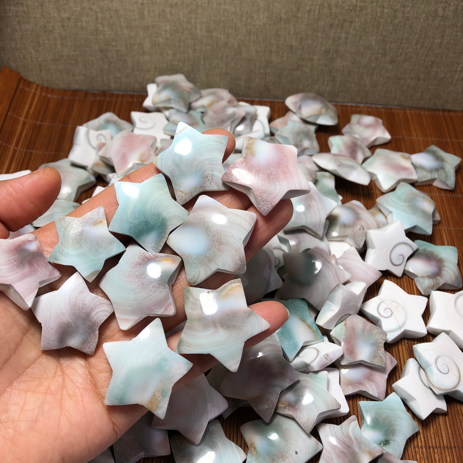 1000g Rare sun shell Reiki Shiva Eye ocean semi-precious stone 100-120pcs A3311
