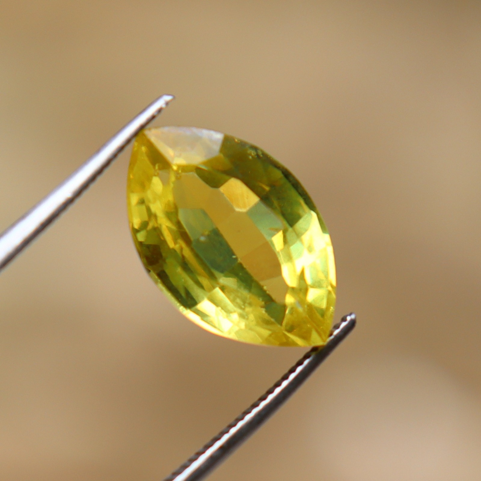 10 Ct AAA+ Gemstone Marquise Cut Yellow Sapphire GGI Certified Loose Gemstone