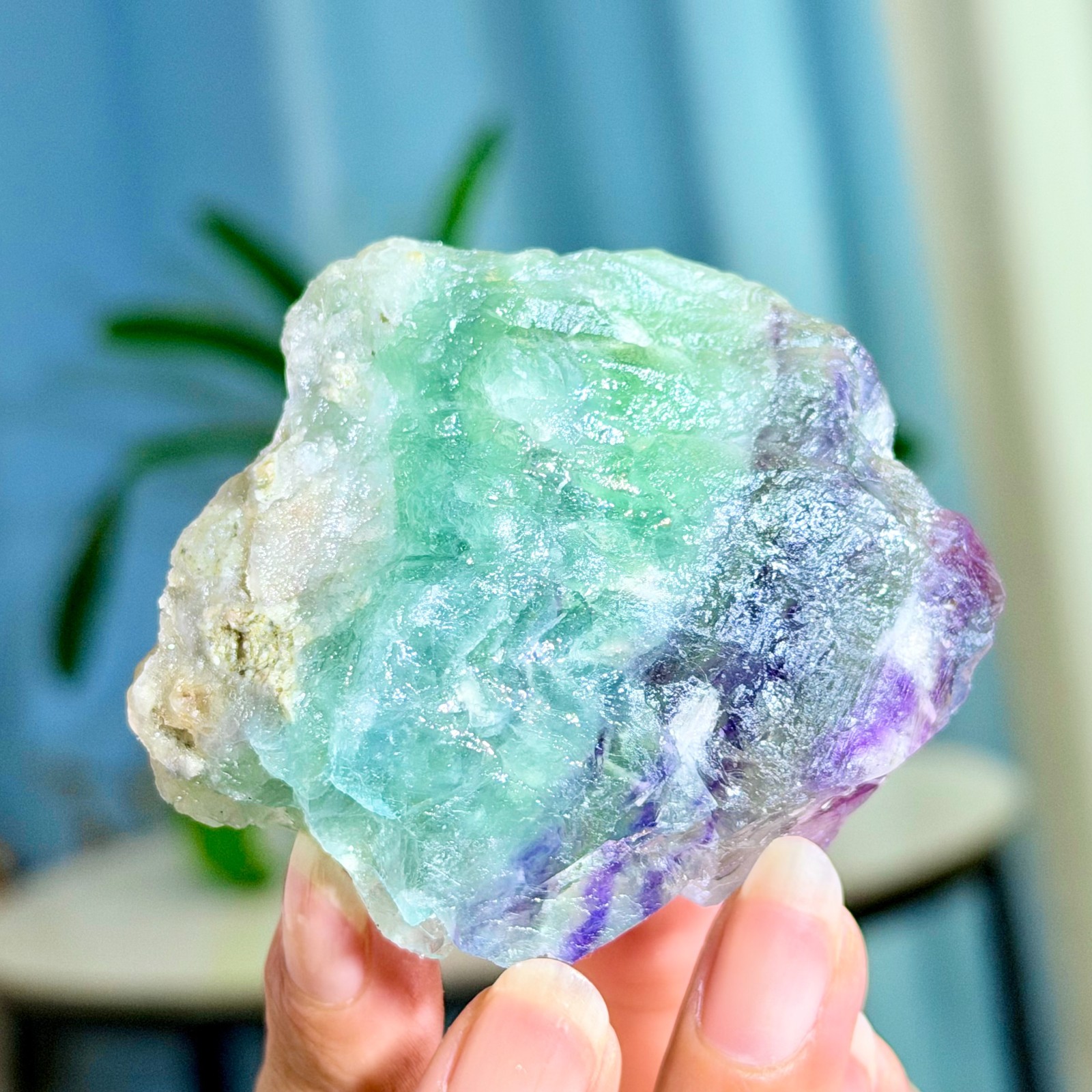 182G Rare transparent green cubic fluorite mineral crystal sample/China