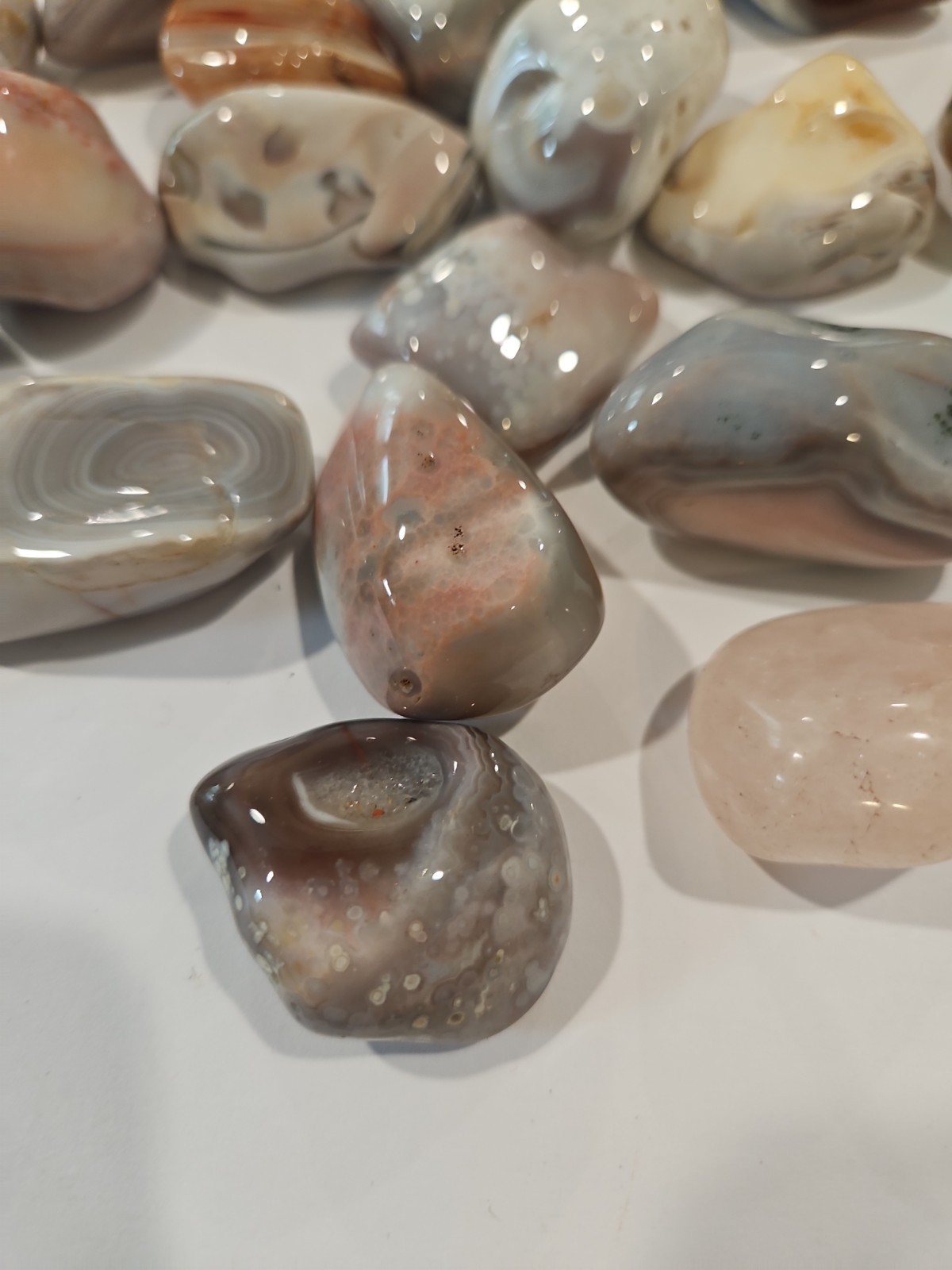Botswana Agate Pebble, Botswana Agate Palm Stones, Wholesale Polished 15.8 Oz