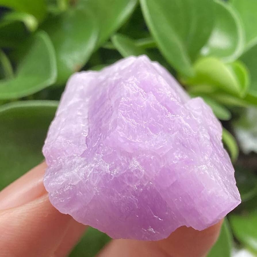 Raw kunzite Crystal Rough kunzite Gemstone Rocks Healing Crystal Home Decor